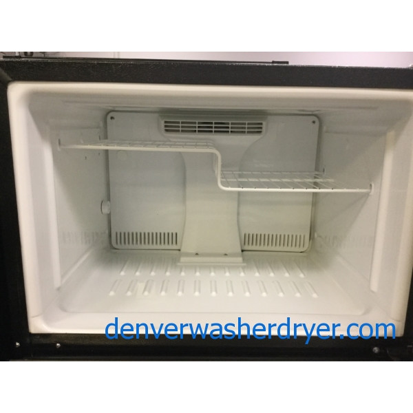 Hotpoint (GE) SmudgeProof Stainless TopMount Refrigerator, 17 cu. ft., Works Great, 1Year