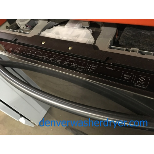 NEW! BlackStainless Samsung Dishwasher, 3Rack, 24" BuiltIn, Hidden