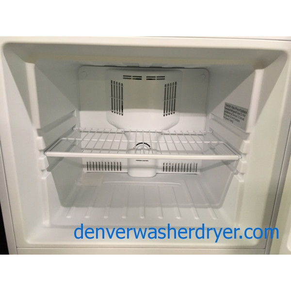 Insignia TopMount (9.9 Cu. Ft.) Refrigerator, 1Year Warranty 4459