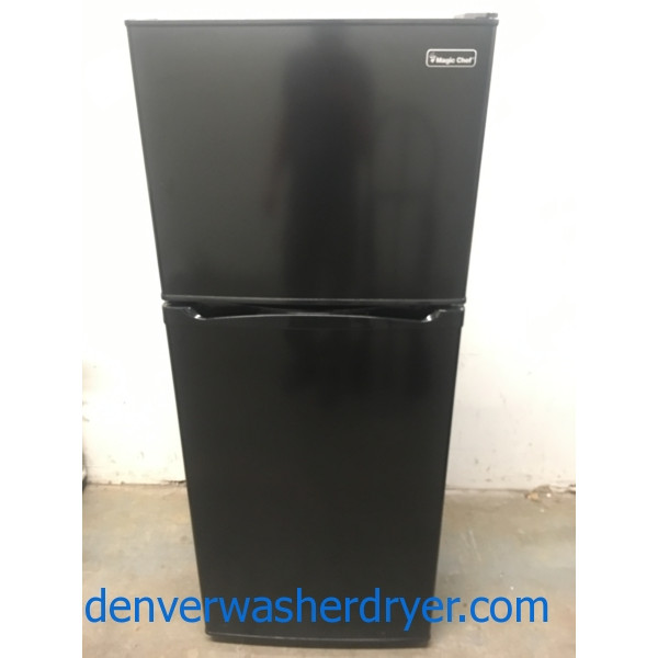 Magic Chef 10 Cu. Ft. Refrigerator, Black, 1Year Warranty 4533
