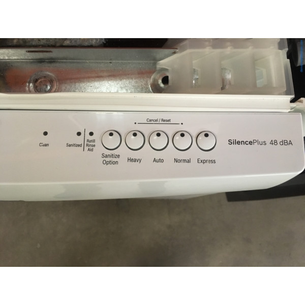 NEW! Bosch 500 Series 24" Recessed Handle Dishwasher, White 4594