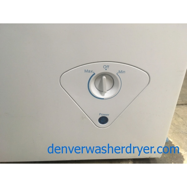 NEW!! Insignia White Chest Freezer, Capacity 5.0 Cu.Ft., 29″ Wide, 1-Year Warranty!