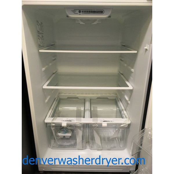 NEW!! Insignia TopMount Refrigerator, Stainless, Capacity 18.0 Cu.Ft