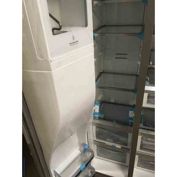 Brand-New KitchenAid Counter Depth Refrigerator, Stainless Steel, 22.7 Cu. Ft., 36″ Wide