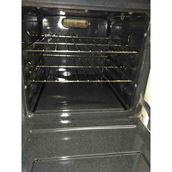 Charming 20 inch gas range! 1 Year Warranty! 3502 Denver Washer Dryer