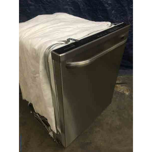24" BuiltIn Stainless Dishwasher, Frigidaire, Hidden Controls, BrandNew! 1Year Warranty