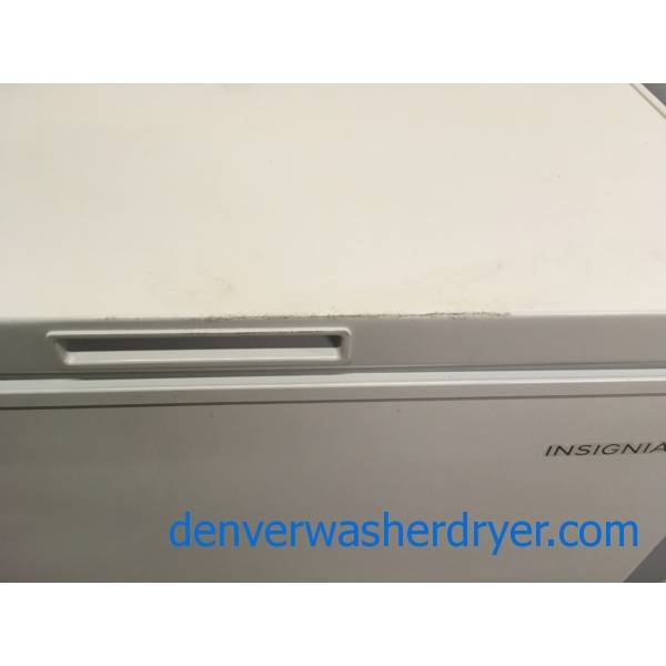 NEW! Insignia Chest Freezer, 29" Wide, White, 5.0 Cu.Ft. Capacity