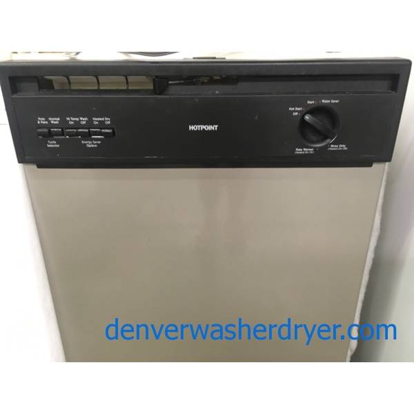 Hotpoint SmudgeProof Dishwasher, Plastic Tub, BuiltIn, Heated Dry, 24