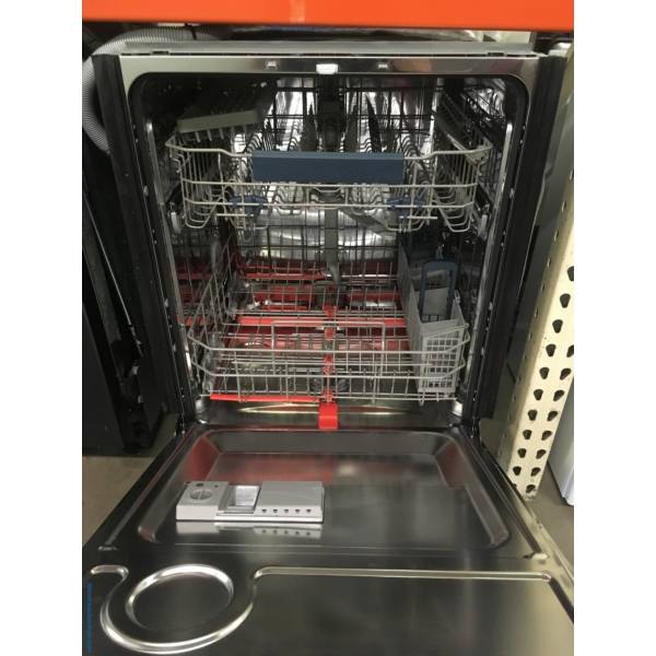 Black Stainless SAMSUNG Dishwasher, 24" Wide, BuiltIn, 2 Racks, Rinse