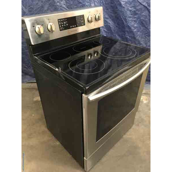 Stylish Stainless Samsung Glasstop Oven with 1 Year Warranty 3678