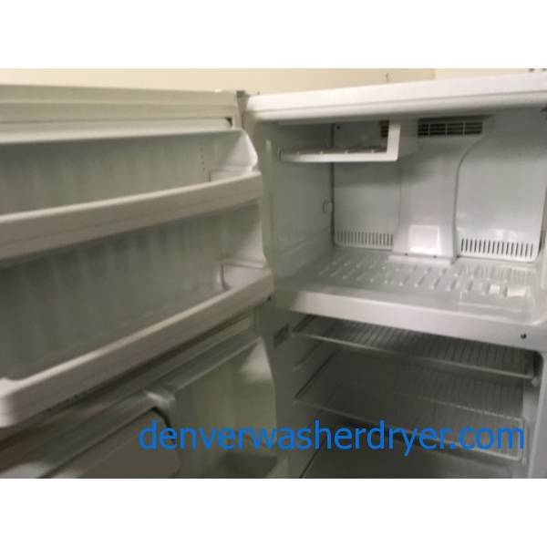 Hotpoint White Top-Mount Refrigerator, 3 Shelves, White Crispers, Quality Refurbished, 1-Year Warranty!