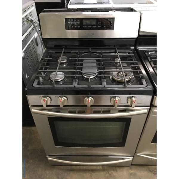 Stainless Samsung GAS Range, 5 Burners, Convection, Warming Drawer, 5.8