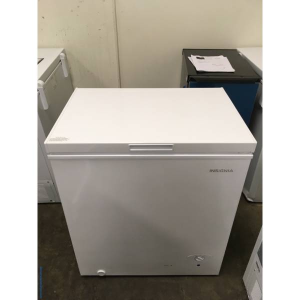 NEW! Insignia Chest Freezer, 5.0 Cu.Ft. Capacity, White, 29″ Wide, Defrost Drain, Power Light, LG Tromm Gray Washer And Dryer Set Pedestals, Quality Refurbished, 1-Year Warranty!