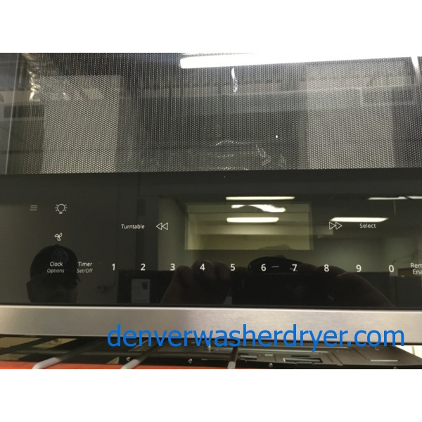 BRANDNEW Stainless 30" Smart Whirlpool OvertheRange Convection