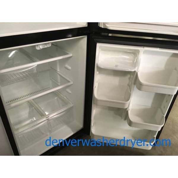 Nice Black Kenmore TopMount Refrigerator, 3 Glass Shelves, Clear