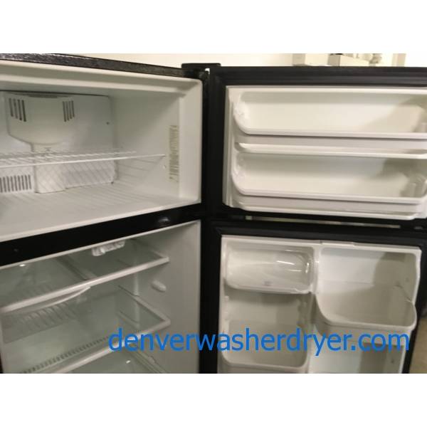 Nice Black Kenmore Top-Mount Refrigerator, 3 Glass Shelves, Clear Humidity Control Crispers, Quality Refurbished, 1-Year Warranty!