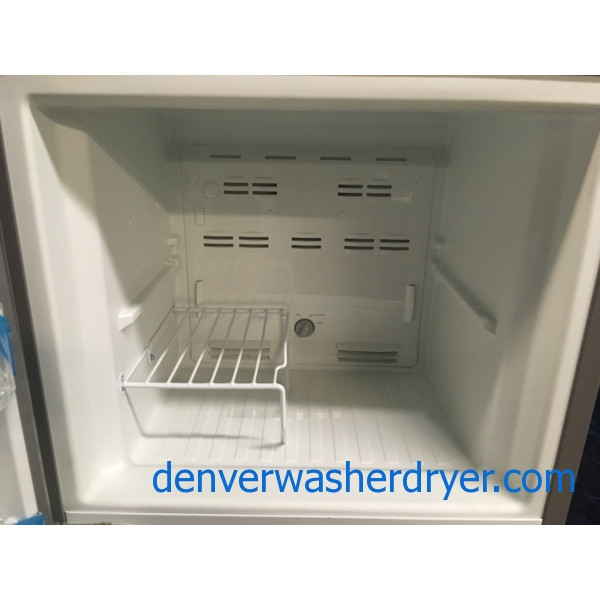 BRAND-NEW 25″ Whirlpool Stainless (10.7 Cu. Ft.) Top-Freezer Refrigerator, 1-Year Warranty