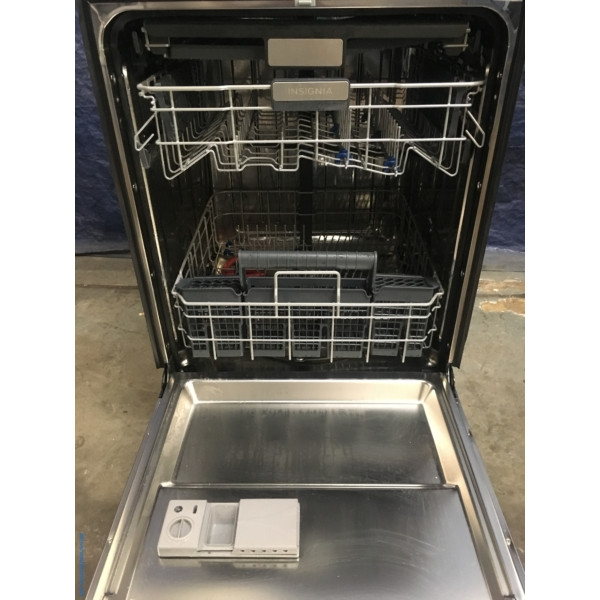 BRANDNEW Insignia Black Stainless 24" BuiltIn TopControl Dishwasher