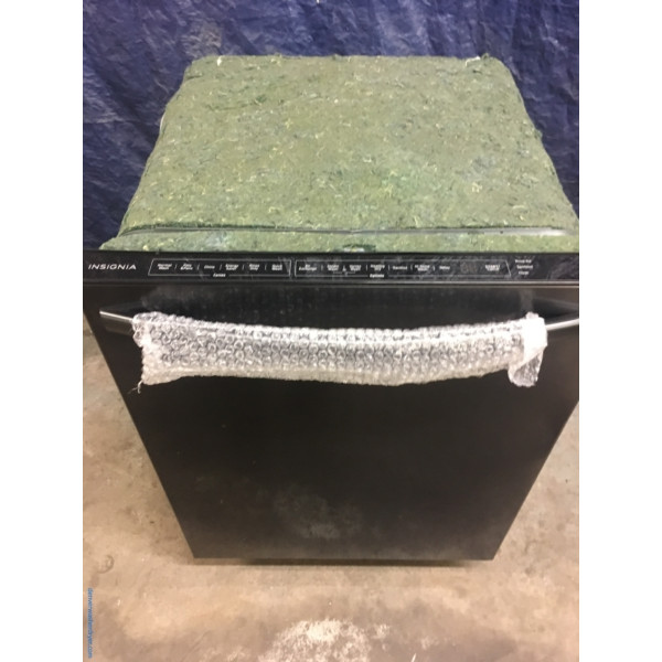 BRANDNEW Insignia Black Stainless 24" BuiltIn TopControl Dishwasher