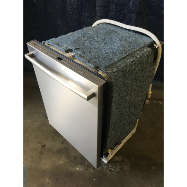 BRAND-NEW 24″ Stainless Bosch 500-Series Built-In Dishwasher w/Stainless Tall Tub, 1-Year Warranty