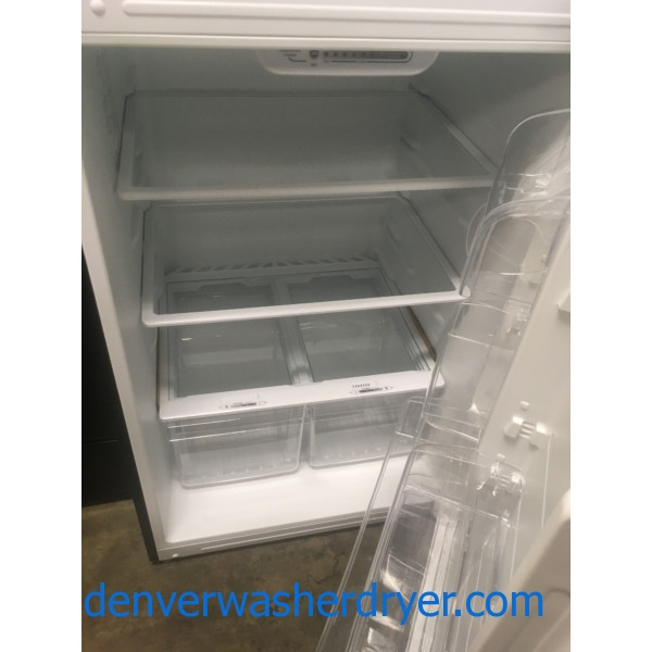 30" Insignia Stainless (18 Cu. Ft) TopFreezer Refrigerator, 1Year