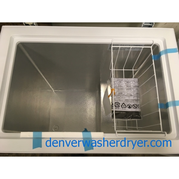 BRANDNEW White Insignia (5.0 Cu. Ft.) Chest Freezer, 1Year Warranty
