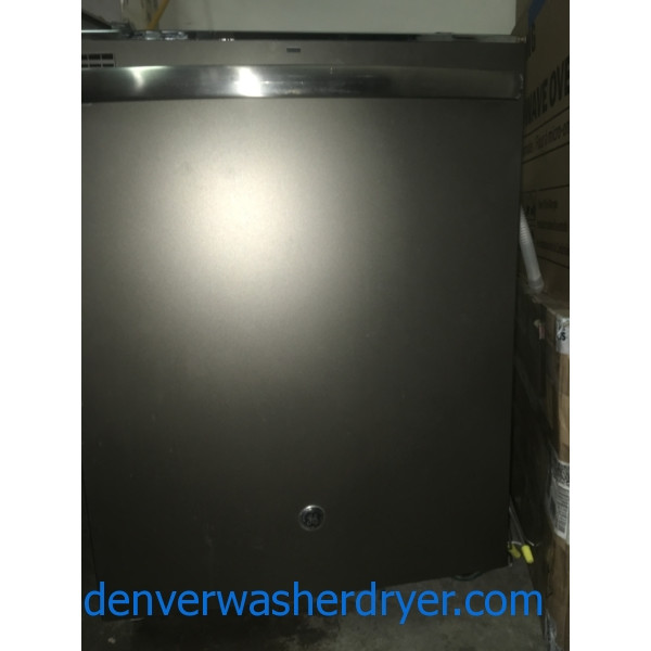 BRANDNEW Slate Colored w/FingerPrint Resistant Finish GE 24" BuiltIn