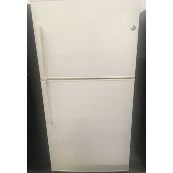 33" GE BisqueColor TopMount (21.2 Cu. Ft.) Refrigerator w/Optional
