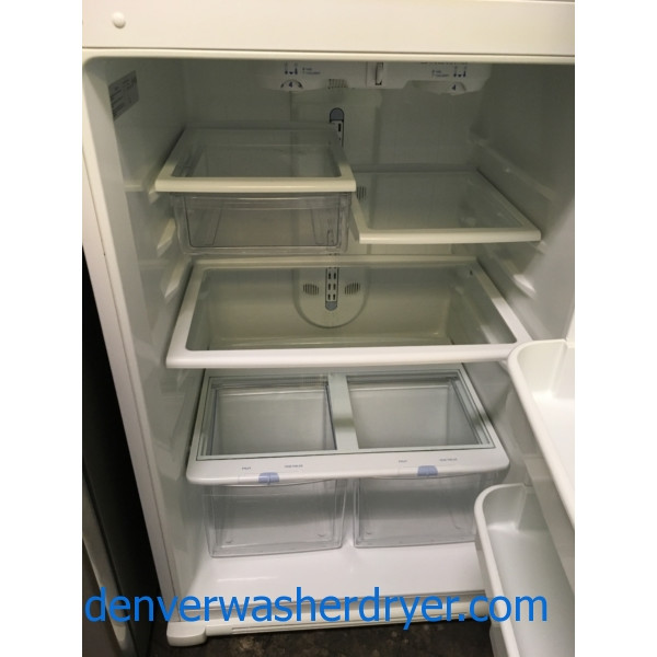 Used 18 cu. ft. Magic Chef Refrigerator, Glass Shelves, Top Mount, Clean, Cold, 1-Year Warranty!