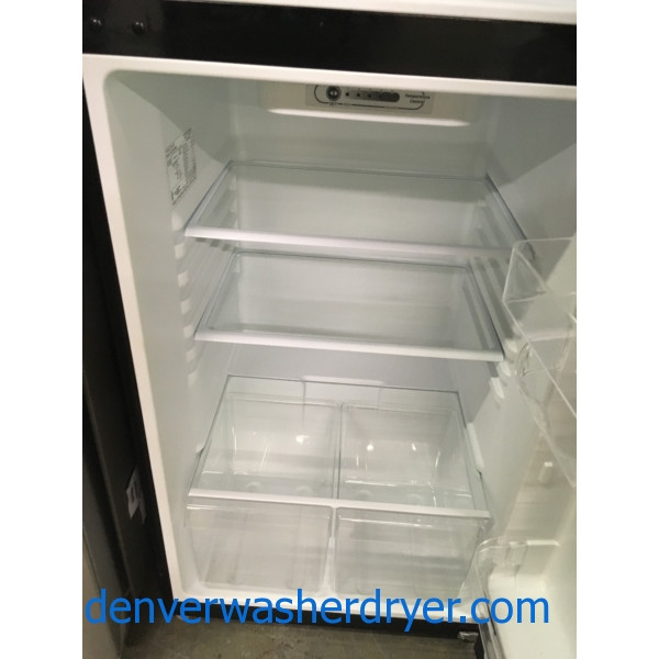 24″ Insignia Top-Freezer (9.9 Cu. Ft.) Refrigerator, 1-Year Warranty
