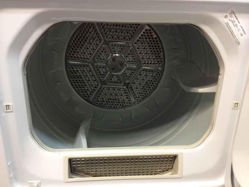 Nice GE Washer/Dryer Set