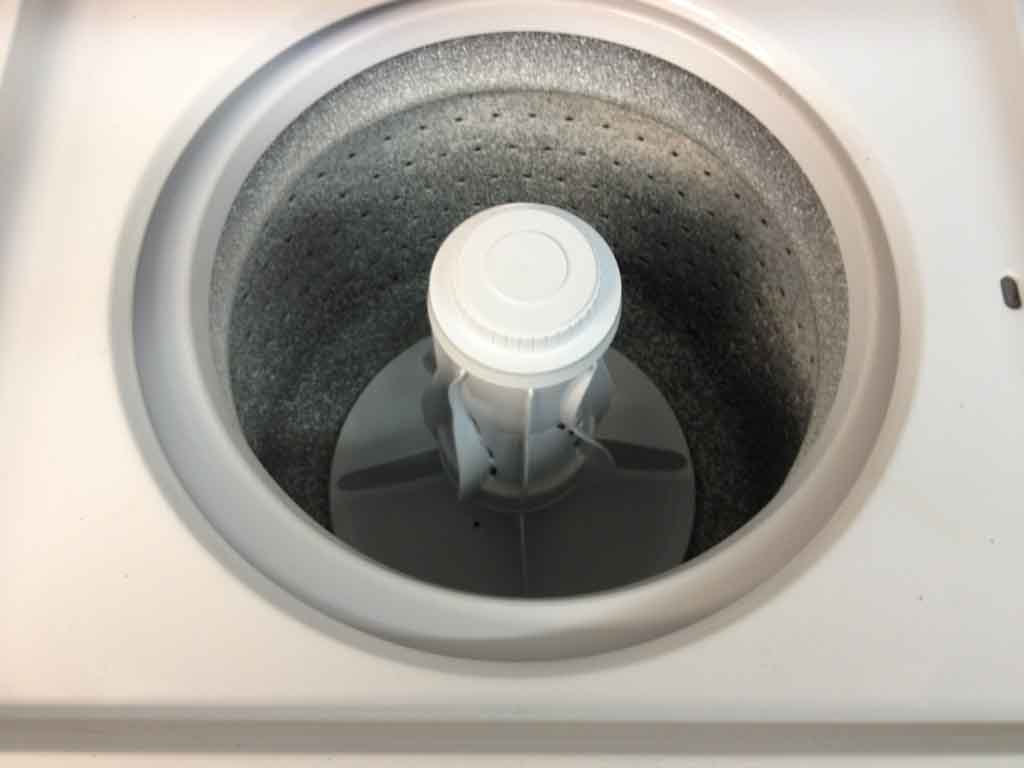 24″ Apartment Sized Kenmore Washer/Dryer Stacker