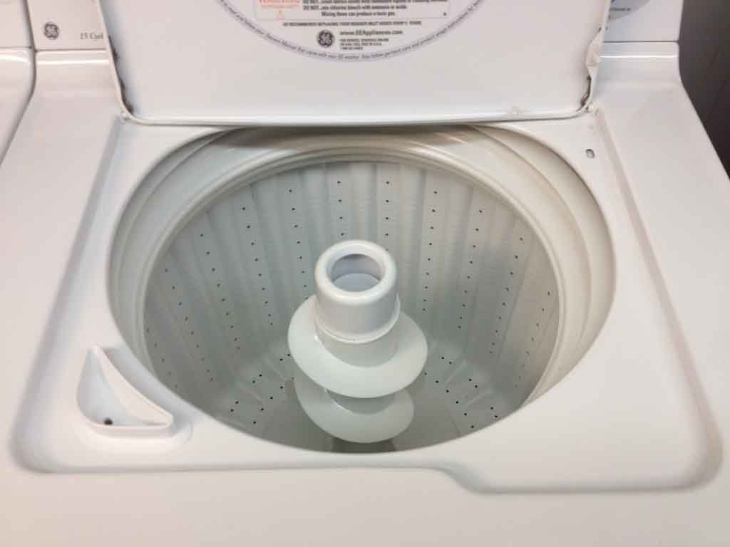 Solid GE Washer/Dryer