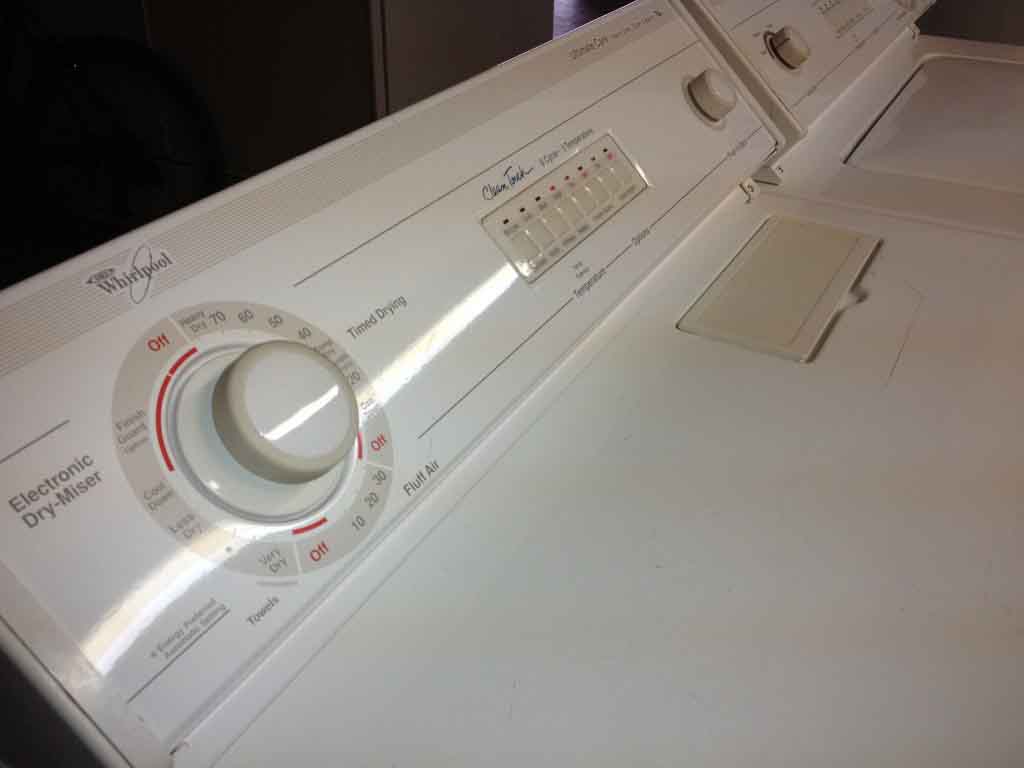 Whirlpool Ultimate Care Plus Washer/Dryer Set, Gas Dryer