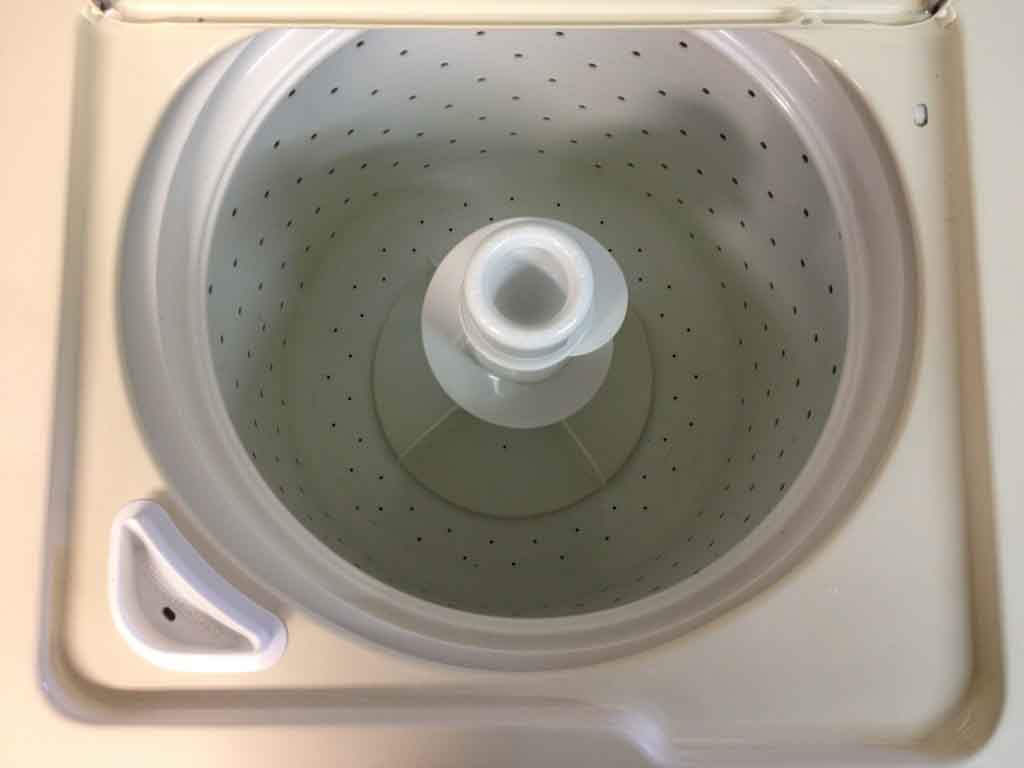 Beautiful Matching GE Profile Washer/Gas Dryer