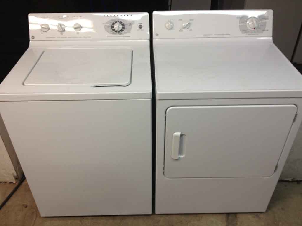 Solid Matching GE Washer/Dryer