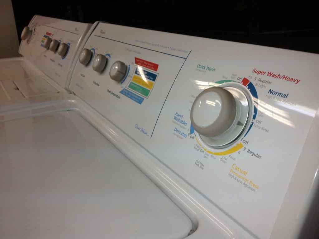 Solid Whirlpool Washer/Dryer, Matching Set
