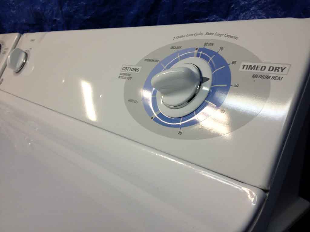 Spiffy Matching GE Washer and Dryer