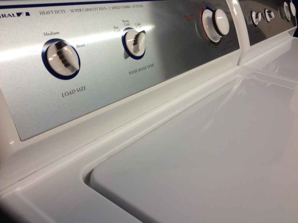 Amazing Admiral Washer/Dryer Set, Huge Capacities!