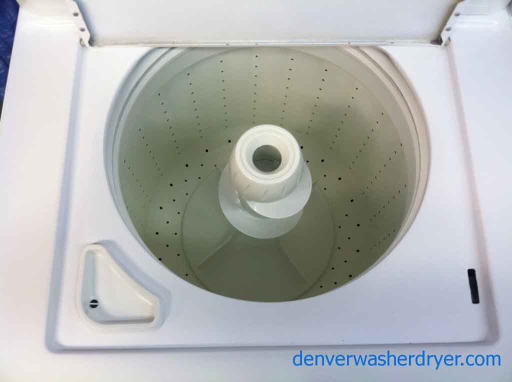 Amazing Frigidaire Washer/Gas Dryer Set