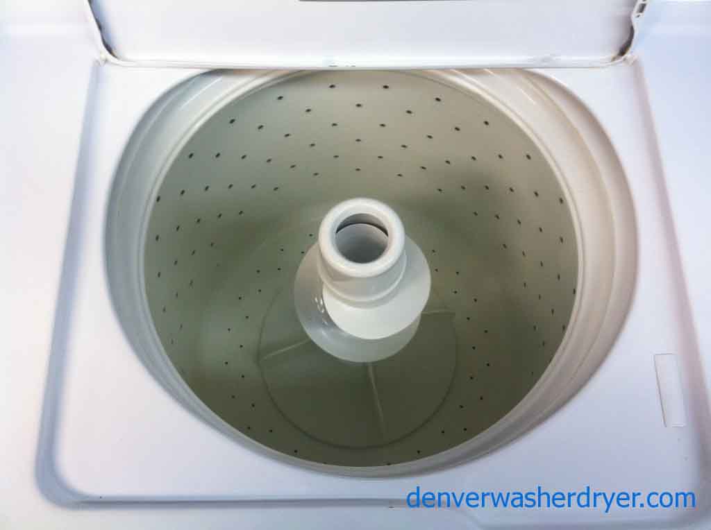 Gorgeous GE Washer/Dryer Set