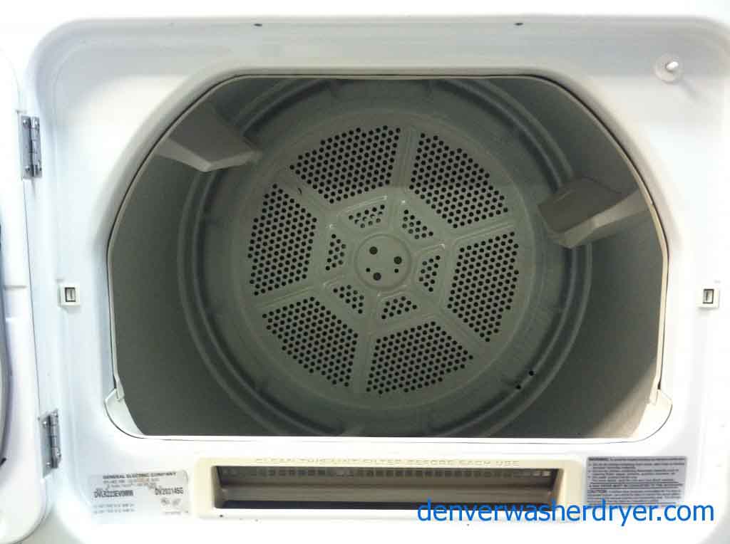 Gorgeous GE Washer/Dryer Set