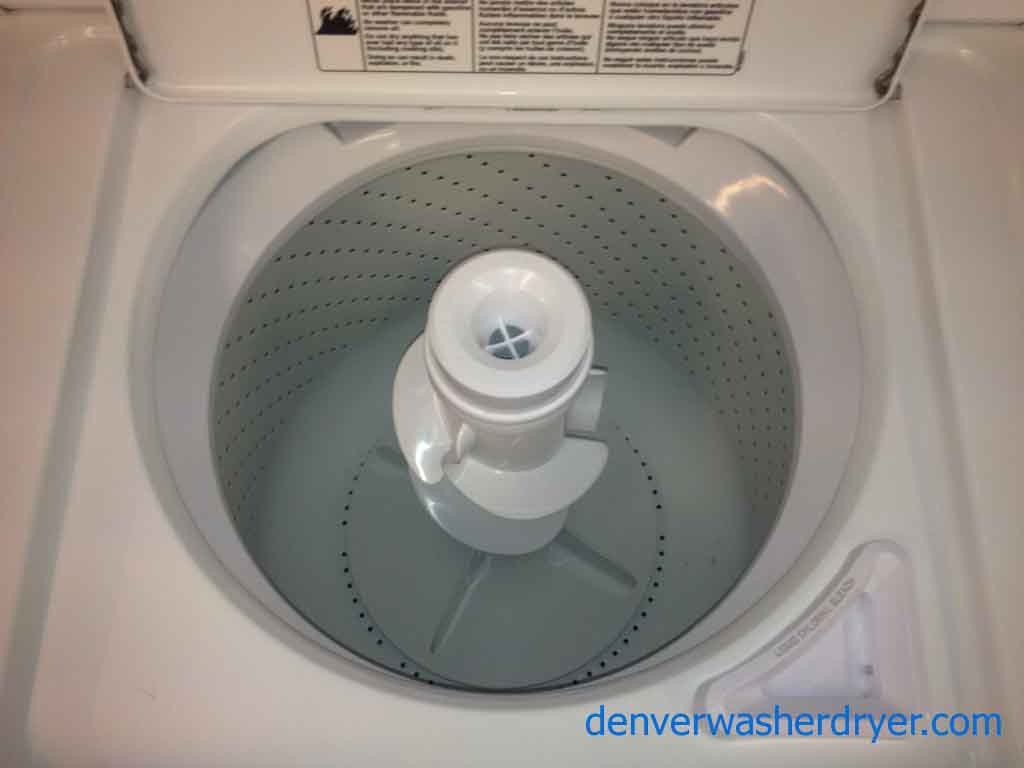Newer Whirlpool Washer/Dryer Matching Set, Beauties