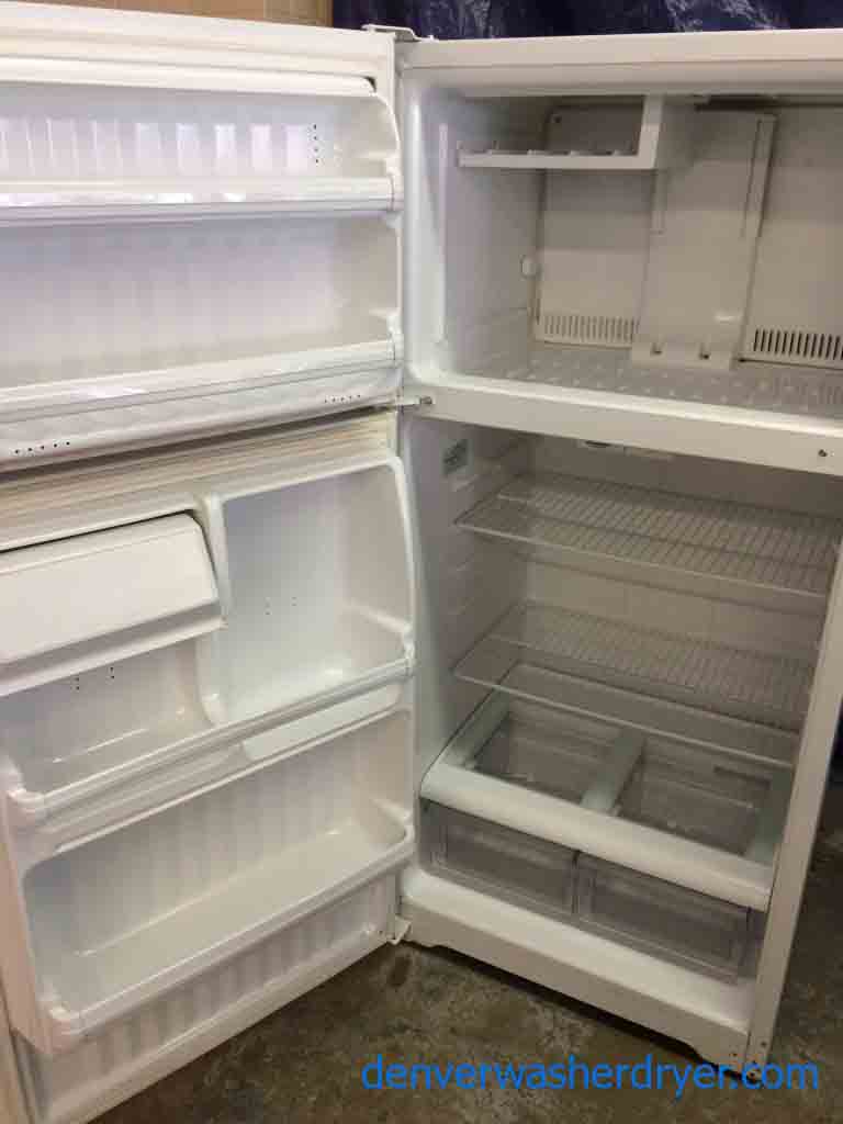 Hotpoint Refrigerator, 15 Cubic Foot, Good Shape