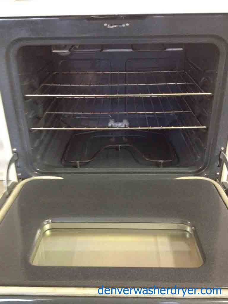 Hot Hot Hotpoint (GE) Stove