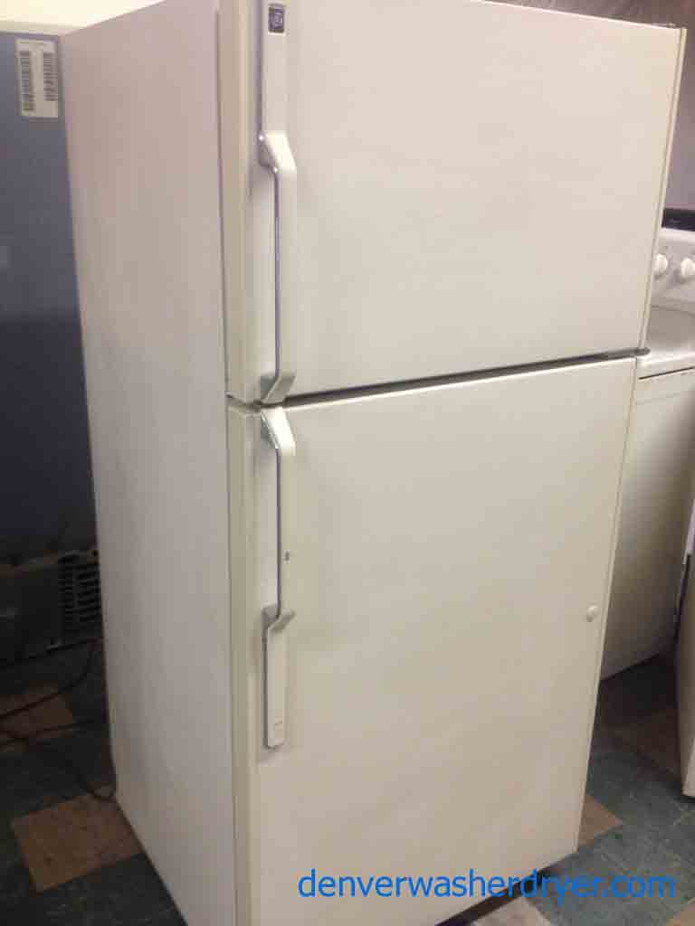 GE 14 Cubic Foot Refrigerator