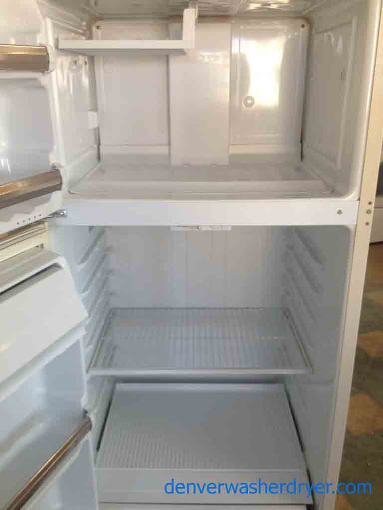 16 Cubic Foot GE Refrigerator