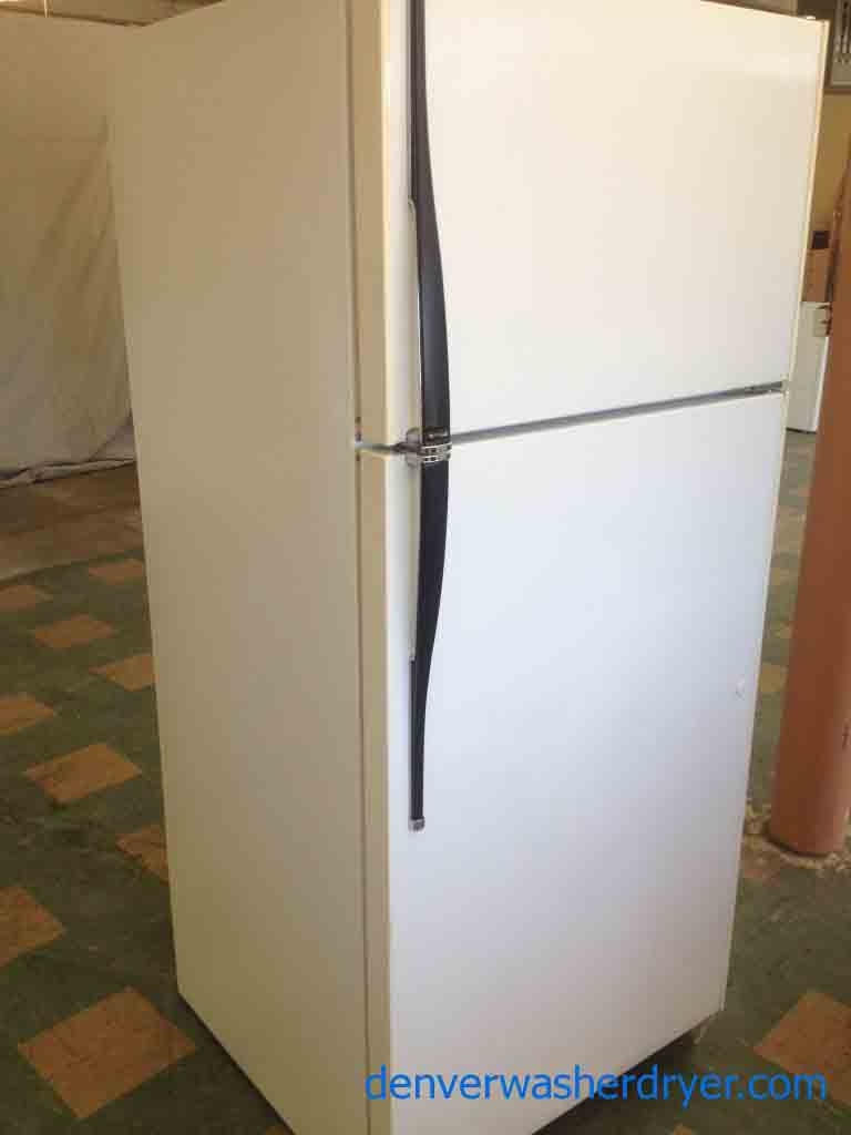 16 Cubic Foot Hotpoint (GE) Refrigerator