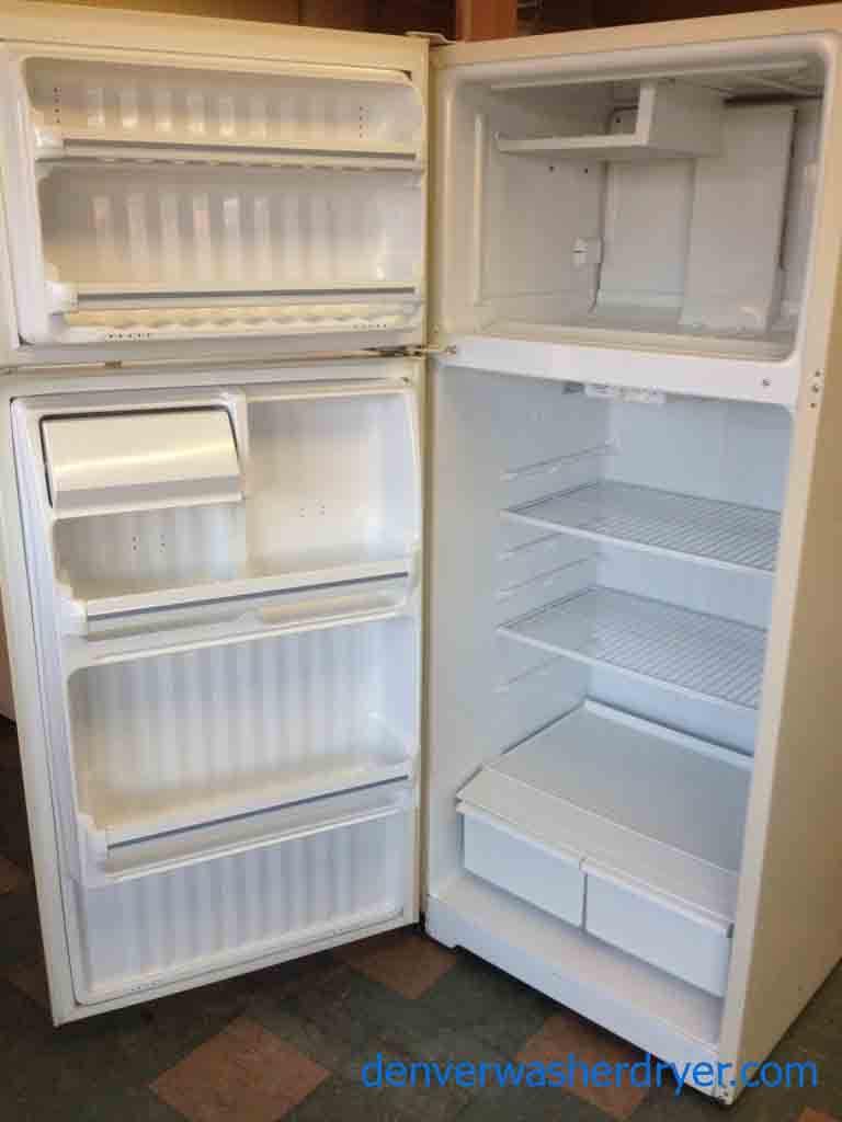 16 Cubic Foot Cool GE Refrigerator!