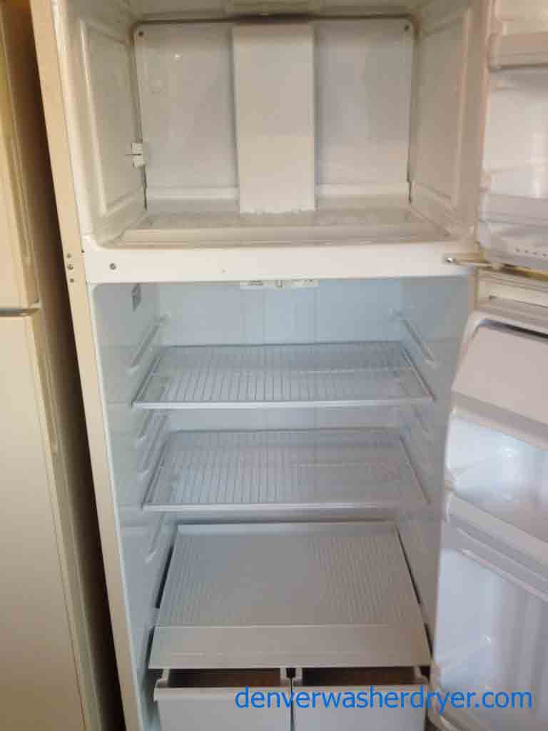 16 Cubic Foot GE Refrigerator!